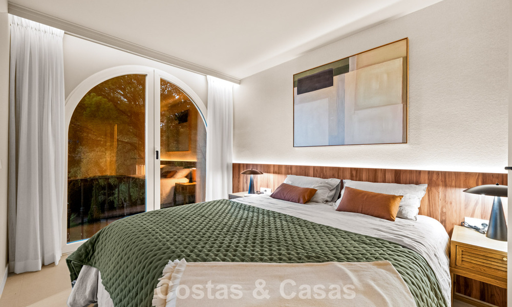 Appartement duplex contemporain rénové, à vendre avec vue sur les terrains de golf à La Quinta, Marbella - Benahavís 790458