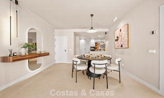 Appartement duplex contemporain rénové, à vendre avec vue sur les terrains de golf à La Quinta, Marbella - Benahavís 790468 