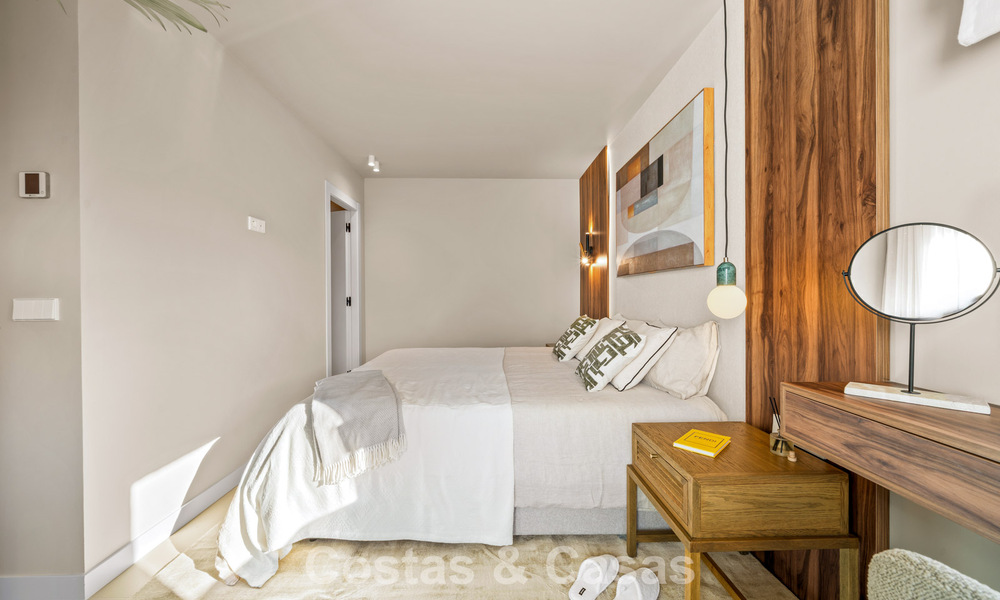 Appartement duplex contemporain rénové, à vendre avec vue sur les terrains de golf à La Quinta, Marbella - Benahavís 790484