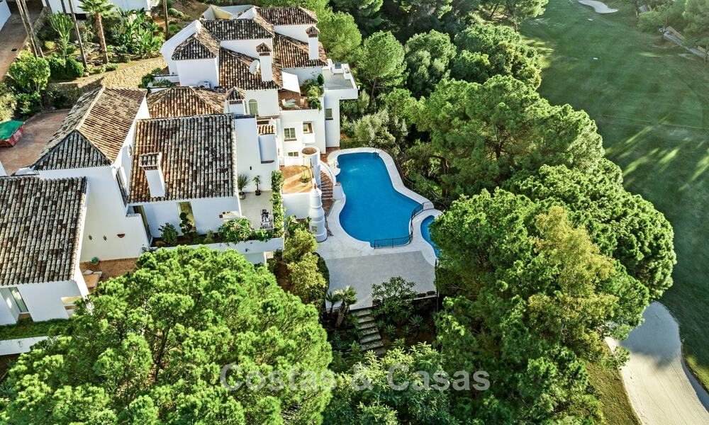 Appartement duplex contemporain rénové, à vendre avec vue sur les terrains de golf à La Quinta, Marbella - Benahavís 790498