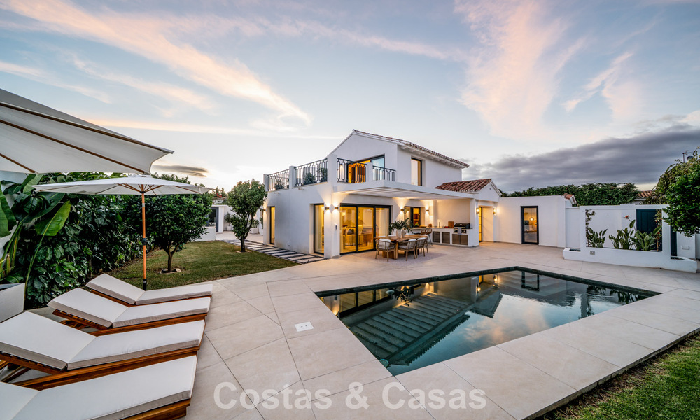 Villa de style méditerranéen moderne à vendre à quelques minutes à pied de la plage et du centre de San Pedro, Marbella 790567