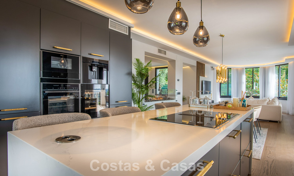 Spacieuse villa de luxe avec vue panoramique sur la mer à vendre à La Quinta, Benahavís - Marbella 790595