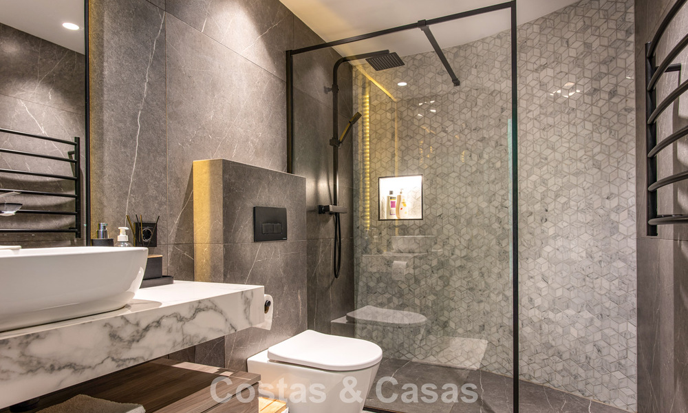 Spacieuse villa de luxe avec vue panoramique sur la mer à vendre à La Quinta, Benahavís - Marbella 790609