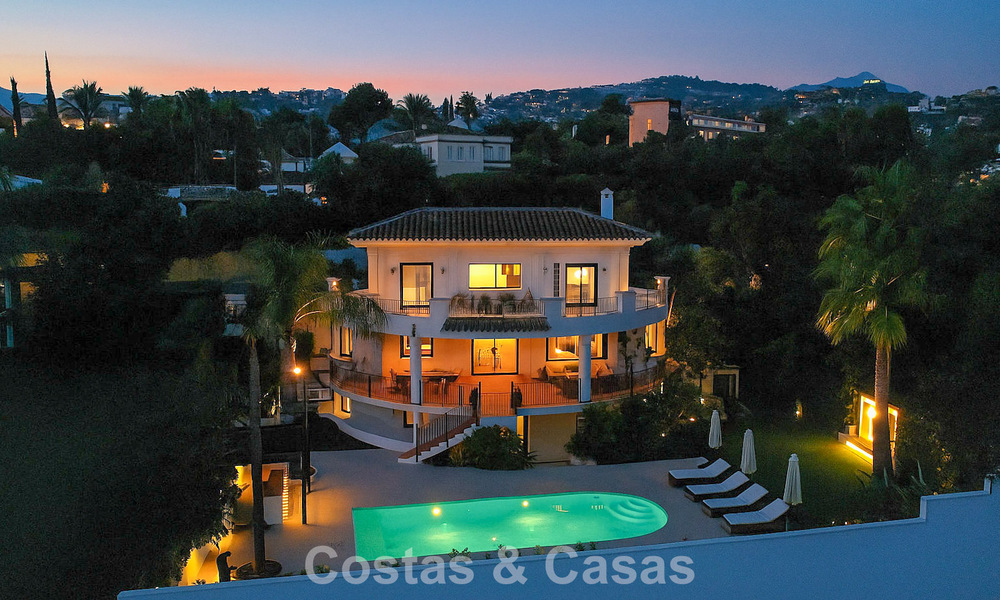 Spacieuse villa de luxe avec vue panoramique sur la mer à vendre à La Quinta, Benahavís - Marbella 790625