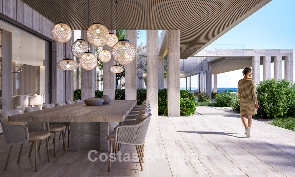 Villa de première classe à vendre avec vues maritimes dans un environnement sécurisé et fermé à Sotogrande, Costa del Sol 790725