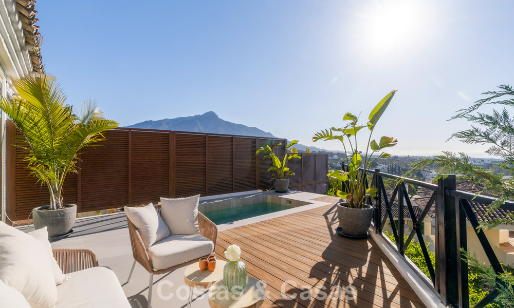 Appartement de 3 chambres rénové de style contemporain à vendre avec piscine et vue sur la mer à Nueva Andalucía, Marbella 790785