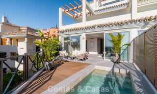 Appartement de 3 chambres rénové de style contemporain à vendre avec piscine et vue sur la mer à Nueva Andalucía, Marbella 790786 