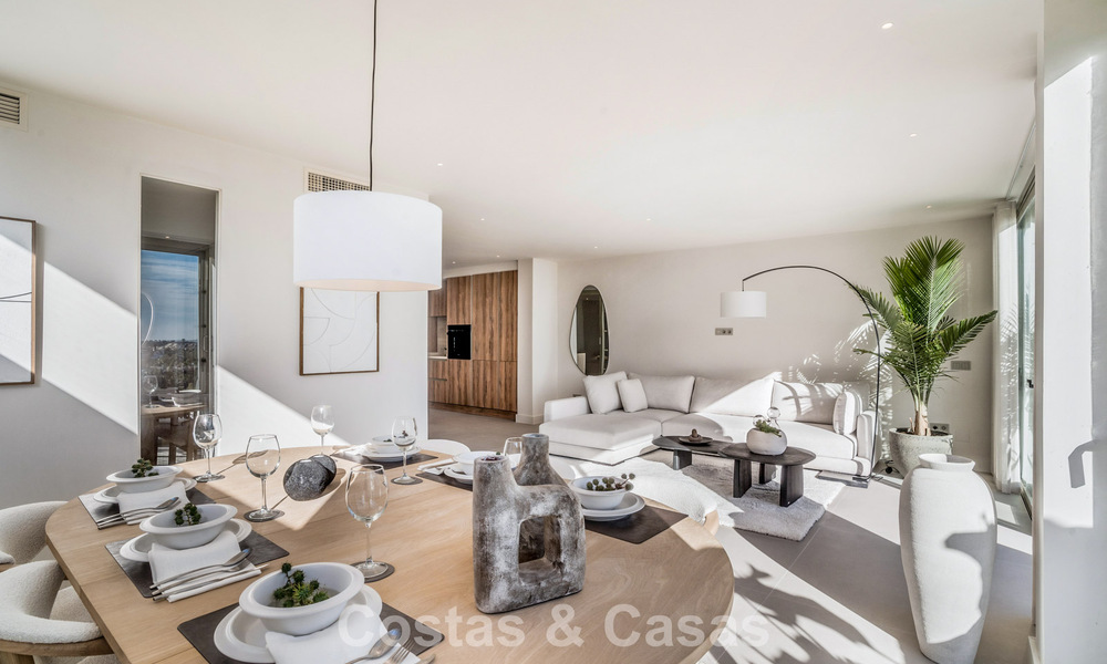 Appartement de 3 chambres rénové de style contemporain à vendre avec piscine et vue sur la mer à Nueva Andalucía, Marbella 790792