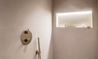 Appartement de 3 chambres rénové de style contemporain à vendre avec piscine et vue sur la mer à Nueva Andalucía, Marbella 790805 