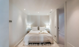 Appartement de 3 chambres rénové de style contemporain à vendre avec piscine et vue sur la mer à Nueva Andalucía, Marbella 790808 