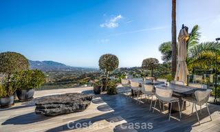 Villa de luxe contemporaine avec vues panoramiques sur la montagne et la mer à vendre dans les collines de Marbella Est 790953 