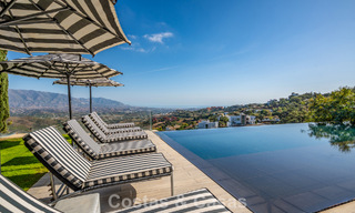 Villa de luxe contemporaine avec vues panoramiques sur la montagne et la mer à vendre dans les collines de Marbella Est 790962 
