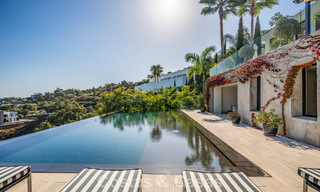 Villa de luxe contemporaine avec vues panoramiques sur la montagne et la mer à vendre dans les collines de Marbella Est 790963 