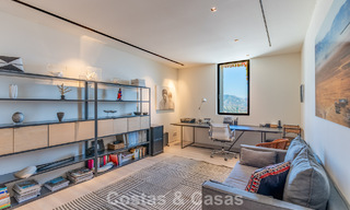 Villa de luxe contemporaine avec vues panoramiques sur la montagne et la mer à vendre dans les collines de Marbella Est 790968 