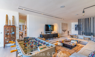 Villa de luxe contemporaine avec vues panoramiques sur la montagne et la mer à vendre dans les collines de Marbella Est 790971 