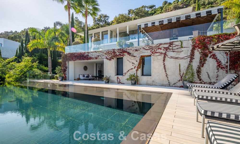 Villa de luxe contemporaine avec vues panoramiques sur la montagne et la mer à vendre dans les collines de Marbella Est 790981