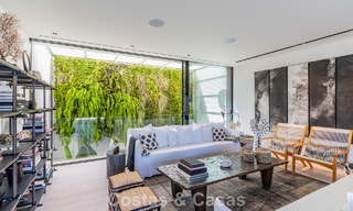 Villa de luxe contemporaine avec vues panoramiques sur la montagne et la mer à vendre dans les collines de Marbella Est 790983 