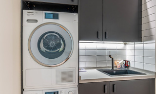 Villa de luxe contemporaine avec vues panoramiques sur la montagne et la mer à vendre dans les collines de Marbella Est 790989 