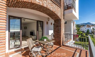 Appartement méditerranéen avec vue sur le golf et la mer à vendre dans un resort de golf dans les collines de Marbella - Benahavís 790924 