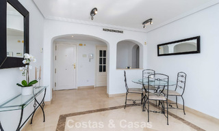 Appartement méditerranéen avec vue sur le golf et la mer à vendre dans un resort de golf dans les collines de Marbella - Benahavís 790936 