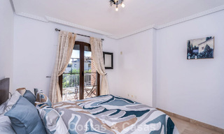 Appartement méditerranéen avec vue sur le golf et la mer à vendre dans un resort de golf dans les collines de Marbella - Benahavís 790939 