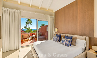 Penthouse à vendre avec vue sur la mer dans un complexe emblématique en première ligne de plage entre Marbella et Estepona 790823 