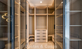 Penthouse à vendre avec vue sur la mer dans un complexe emblématique en première ligne de plage entre Marbella et Estepona 790824 