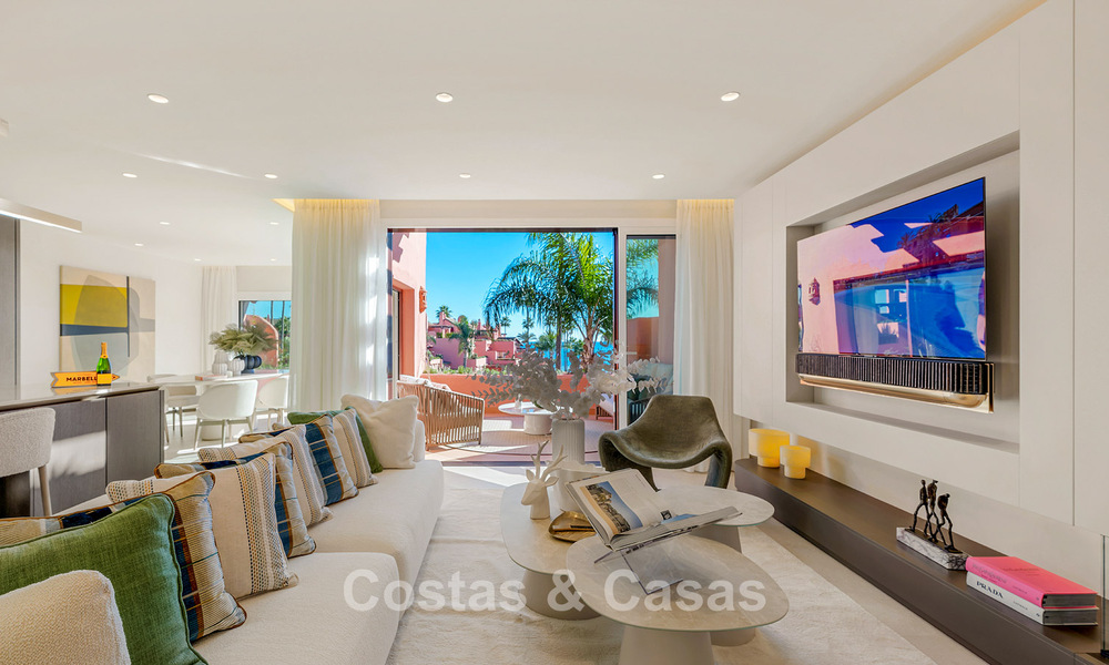 Penthouse à vendre avec vue sur la mer dans un complexe emblématique en première ligne de plage entre Marbella et Estepona 790844