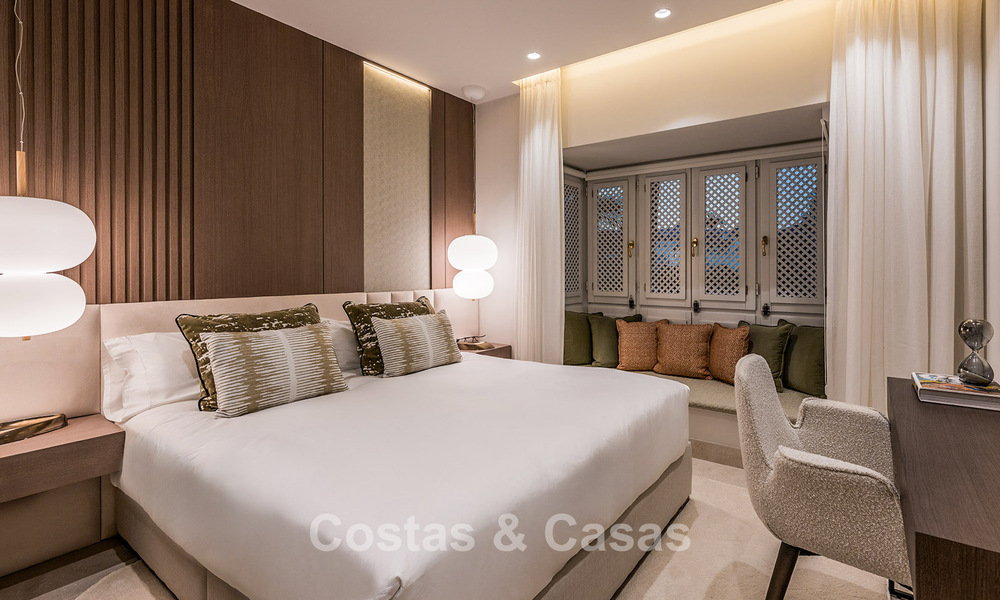 Penthouse à vendre avec vue sur la mer dans un complexe emblématique en première ligne de plage entre Marbella et Estepona 790870