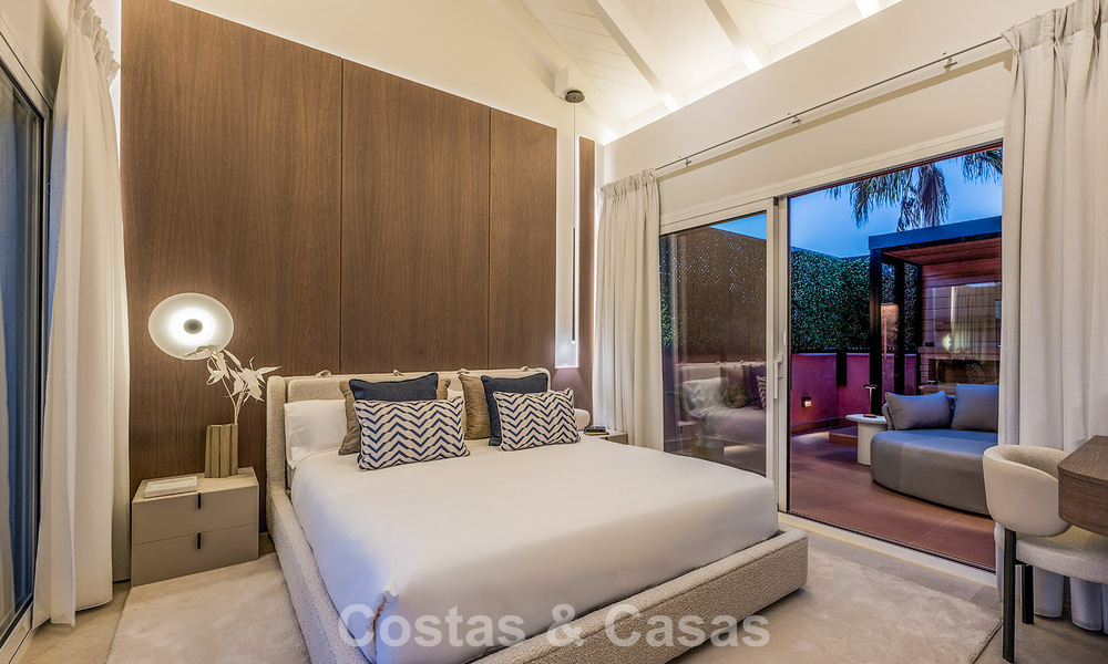 Penthouse à vendre avec vue sur la mer dans un complexe emblématique en première ligne de plage entre Marbella et Estepona 790872