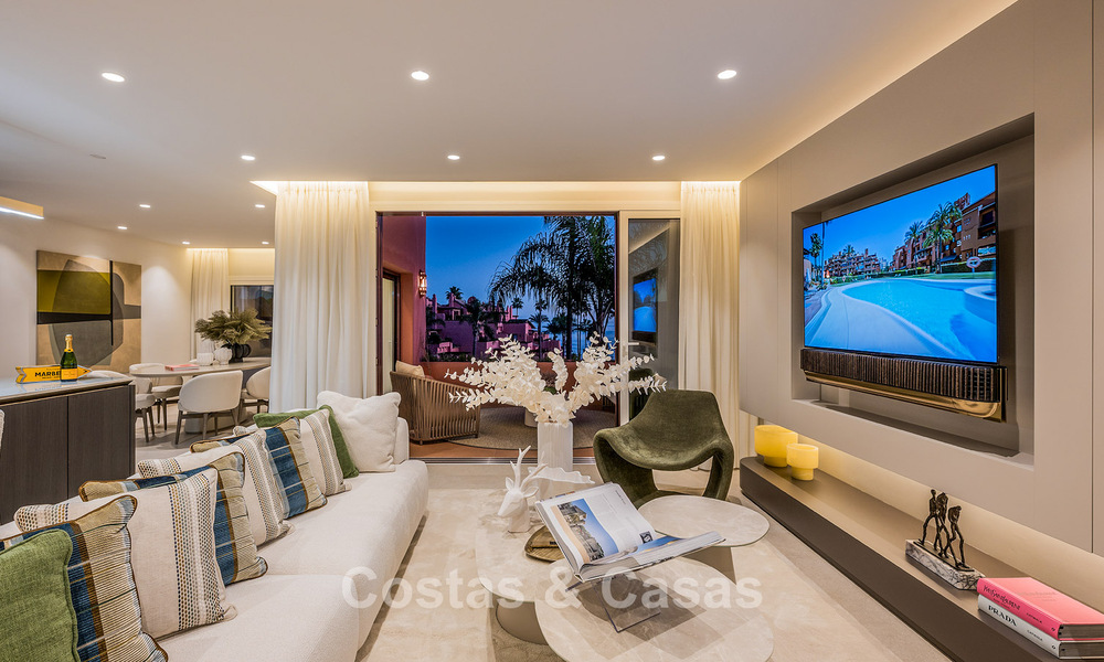 Penthouse à vendre avec vue sur la mer dans un complexe emblématique en première ligne de plage entre Marbella et Estepona 790878