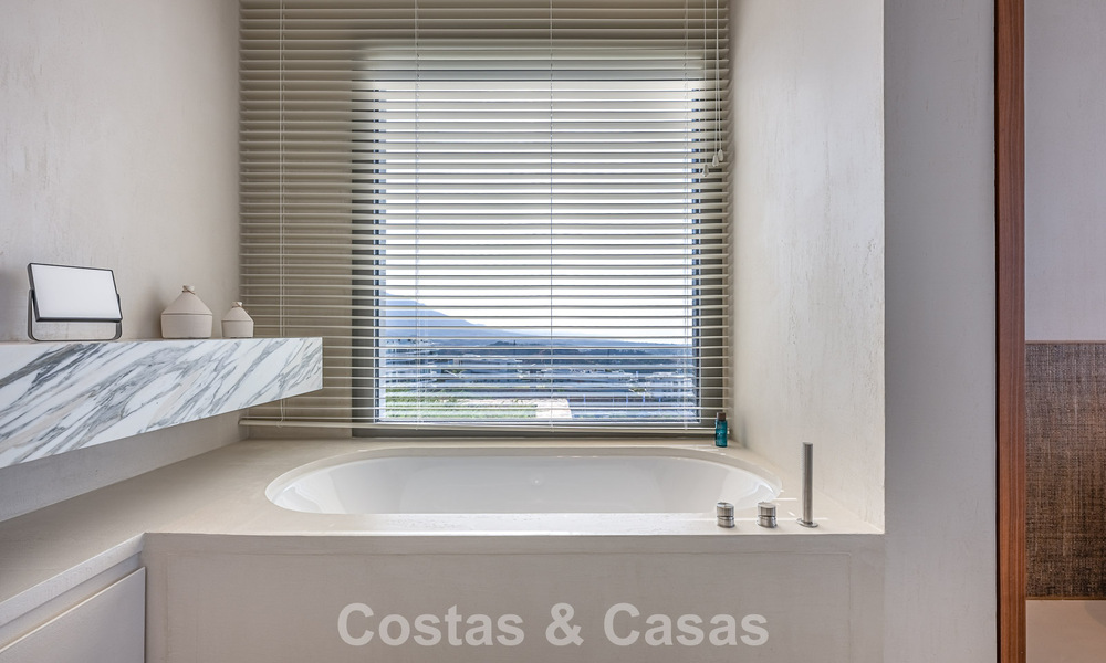 Appartement de luxe haut de gamme à vendre dans un complexe boutique sécurisé à Benahavís - Marbella 791166