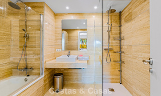 Appartement avec jardin et vue mer à vendre dans une résidence sécurisée à Marbella - Benahavís 791249 