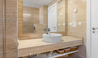 Appartement avec jardin et vue mer à vendre dans une résidence sécurisée à Marbella - Benahavís 791270 