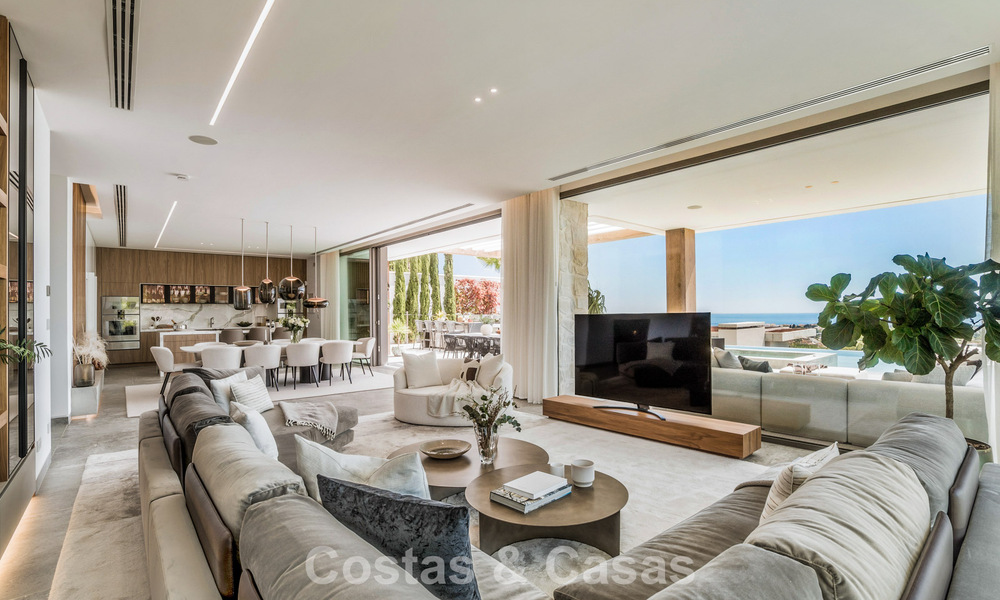 Villa au design avant-gardiste à vendre avec vue panoramique sur la mer, au sein d’un prestigieux resort de golf, Marbella - Benahavís 791008