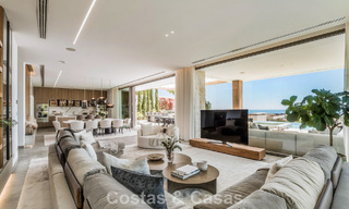 Villa au design avant-gardiste à vendre avec vue panoramique sur la mer, au sein d’un prestigieux resort de golf, Marbella - Benahavís 791008 