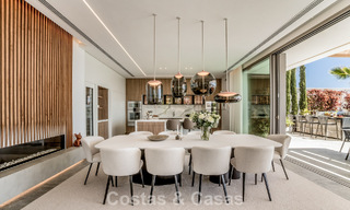 Villa au design avant-gardiste à vendre avec vue panoramique sur la mer, au sein d’un prestigieux resort de golf, Marbella - Benahavís 791010 