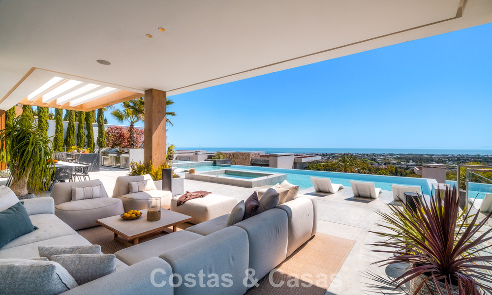 Villa au design avant-gardiste à vendre avec vue panoramique sur la mer, au sein d’un prestigieux resort de golf, Marbella - Benahavís 791026