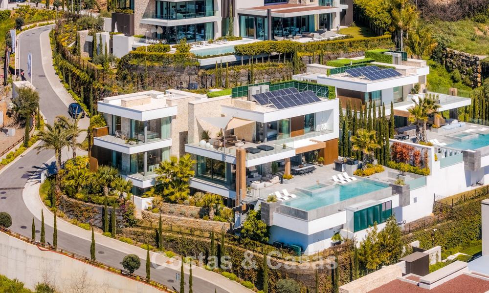 Villa au design avant-gardiste à vendre avec vue panoramique sur la mer, au sein d’un prestigieux resort de golf, Marbella - Benahavís 791029