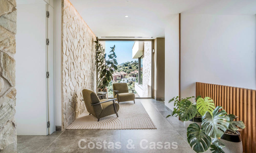 Villa au design avant-gardiste à vendre avec vue panoramique sur la mer, au sein d’un prestigieux resort de golf, Marbella - Benahavís 791033