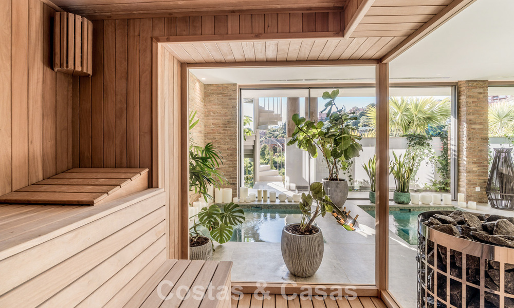 Villa au design avant-gardiste à vendre avec vue panoramique sur la mer, au sein d’un prestigieux resort de golf, Marbella - Benahavís 791051