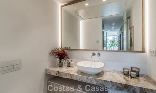 Villa au design avant-gardiste à vendre avec vue panoramique sur la mer, au sein d’un prestigieux resort de golf, Marbella - Benahavís 791052 