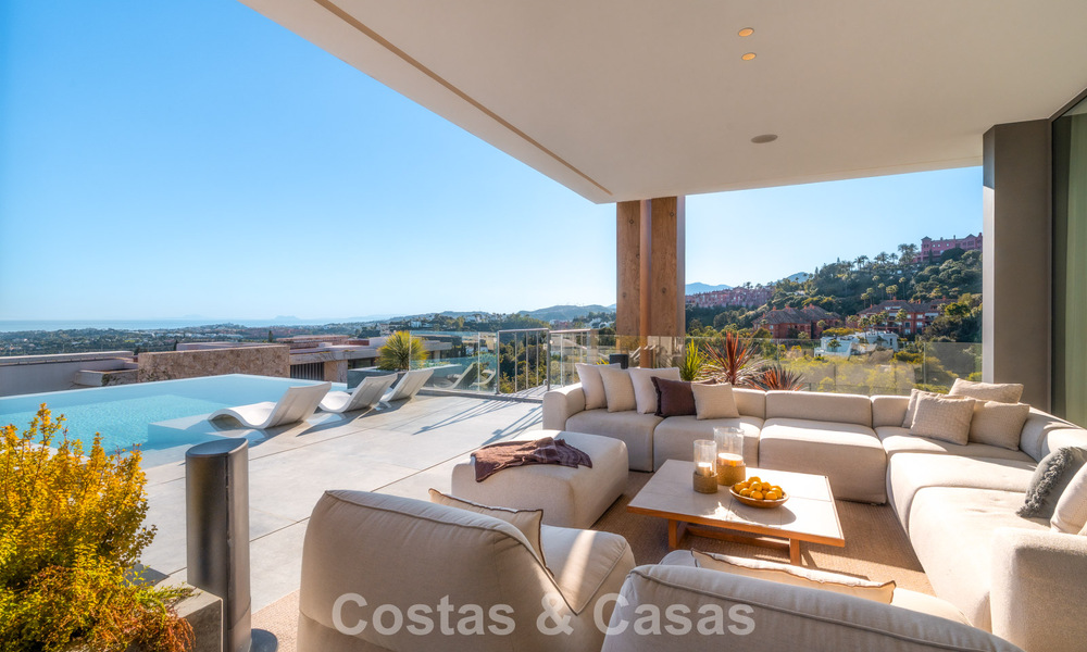 Villa au design avant-gardiste à vendre avec vue panoramique sur la mer, au sein d’un prestigieux resort de golf, Marbella - Benahavís 791064
