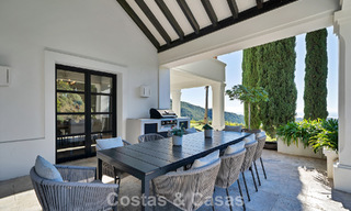 Villa de luxe Espagnole à vendre avec vue sublime sur la mer dans une résidence sécurisée à Benahavís - Marbella 791226 