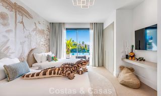 Villa contemporaine impressionnante à vendre en première ligne de golf sur la New Golden Mile entre Marbella et Estepona 791388 