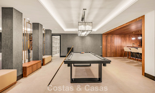 Villa contemporaine impressionnante à vendre en première ligne de golf sur la New Golden Mile entre Marbella et Estepona 791390 