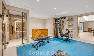 Villa contemporaine impressionnante à vendre en première ligne de golf sur la New Golden Mile entre Marbella et Estepona 791397 