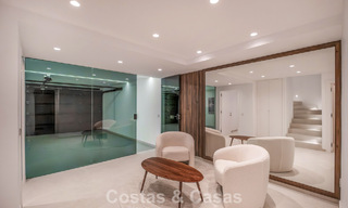 Superbe maison de ville rénovée de 4 chambres à vendre dans une résidence sécurisée sur la Golden Mile de Marbella 791328 