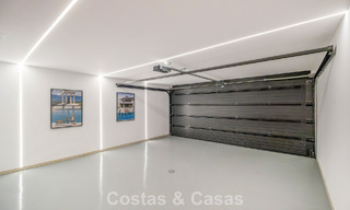 Superbe maison de ville rénovée de 4 chambres à vendre dans une résidence sécurisée sur la Golden Mile de Marbella 791330 