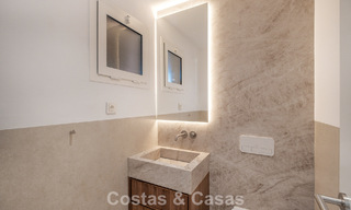 Superbe maison de ville rénovée de 4 chambres à vendre dans une résidence sécurisée sur la Golden Mile de Marbella 791335 